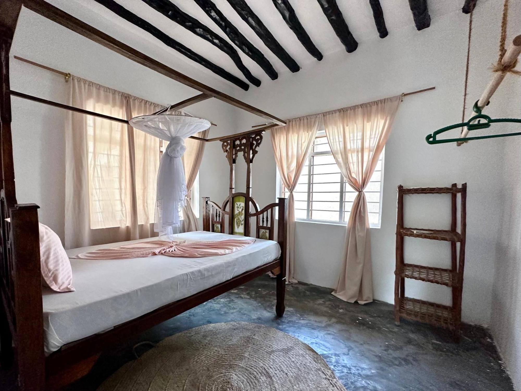 Mlango Paje House II B&B 외부 사진