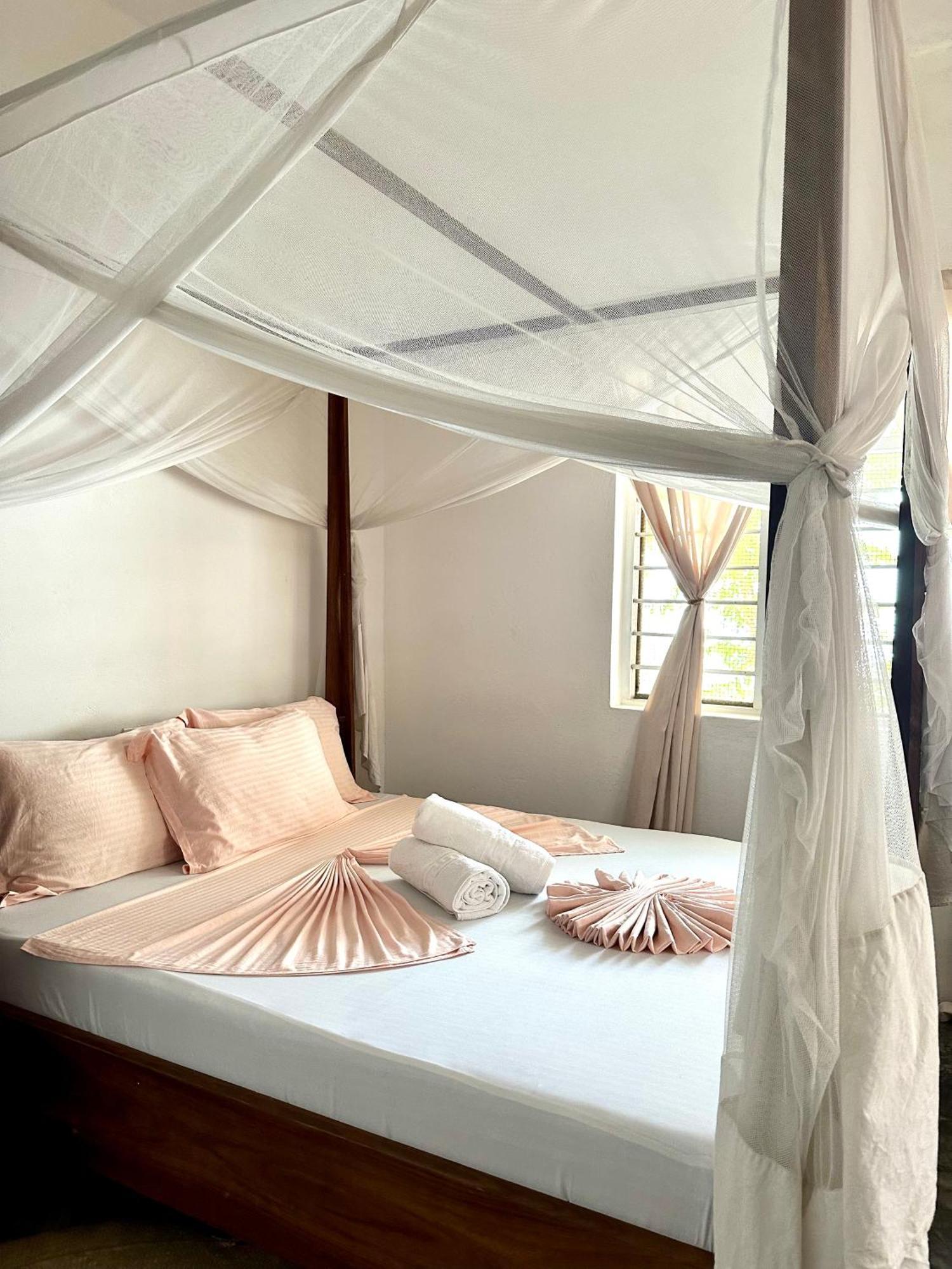 Mlango Paje House II B&B 외부 사진