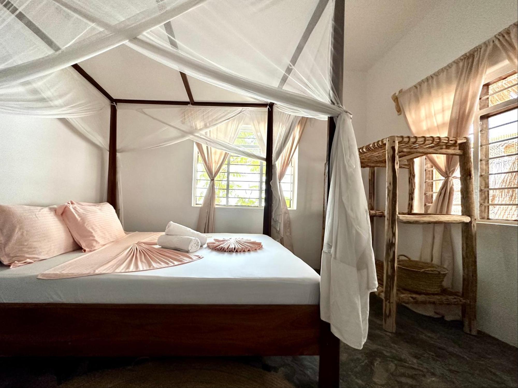 Mlango Paje House II B&B 외부 사진